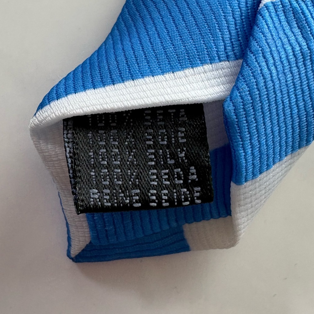 Giorgio Armani Cravatte Stripped Silk Tie Men’s - Picture 4 of 6